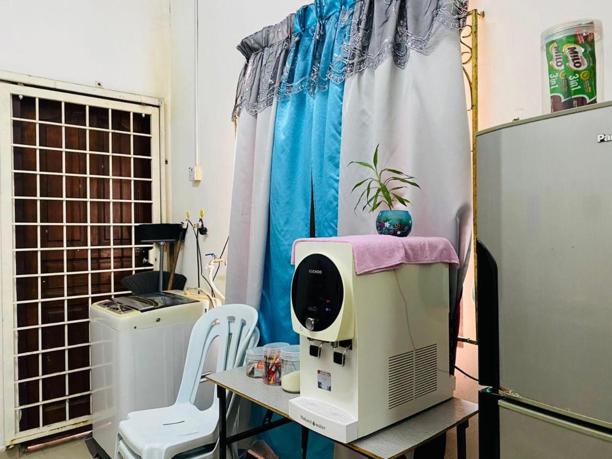 Homestay Ummi Куала Теренгану Екстериор снимка
