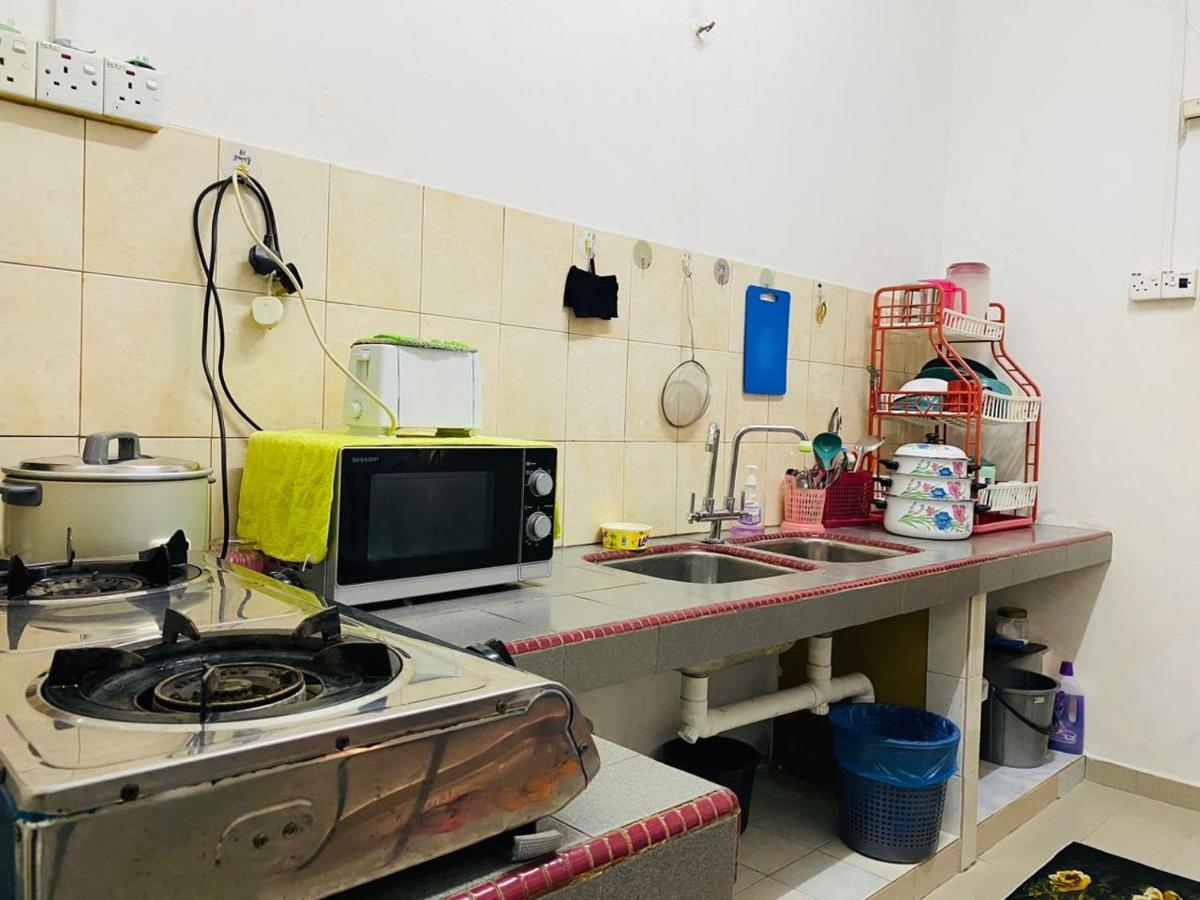 Homestay Ummi Куала Теренгану Екстериор снимка