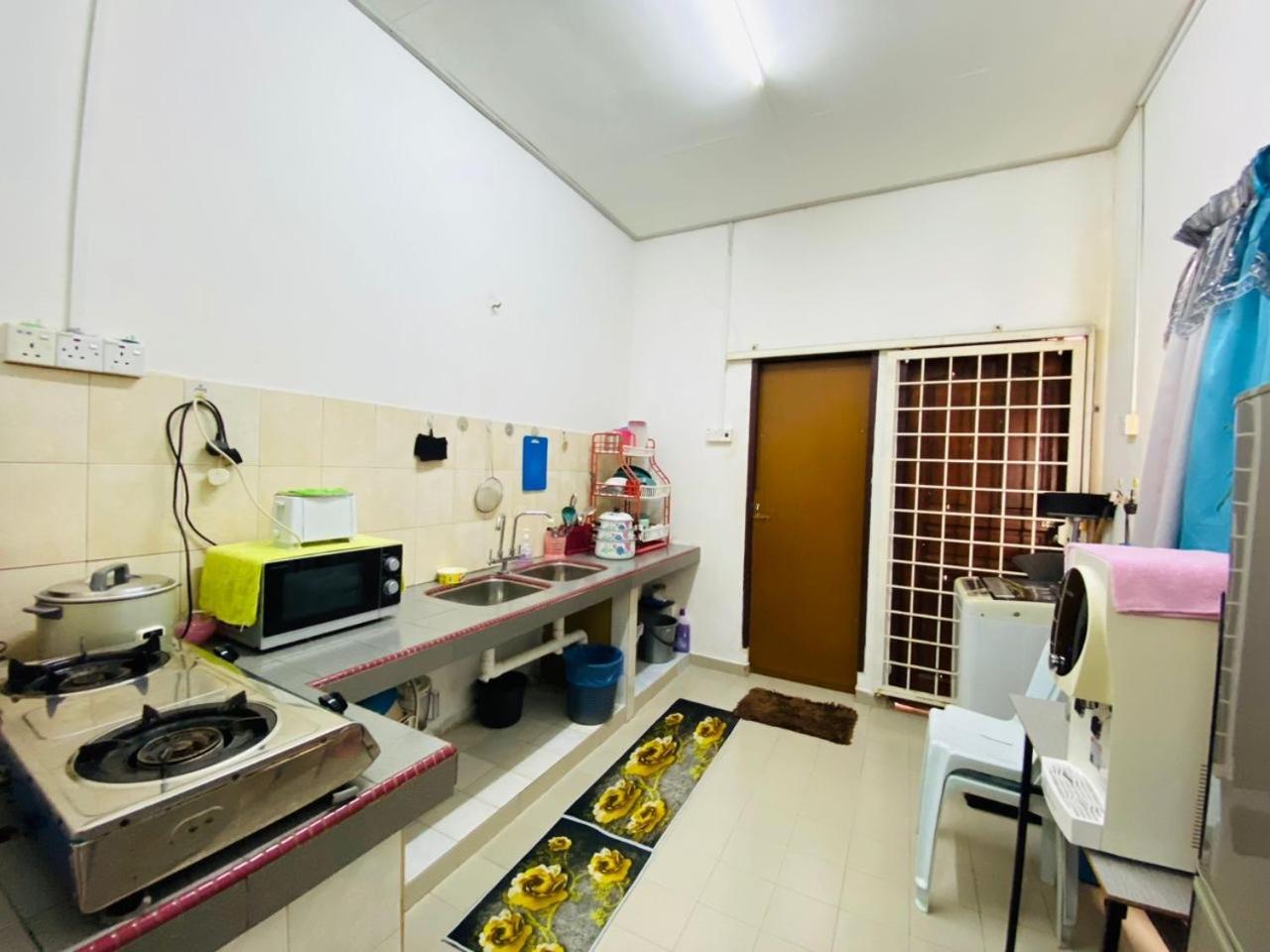 Homestay Ummi Куала Теренгану Екстериор снимка
